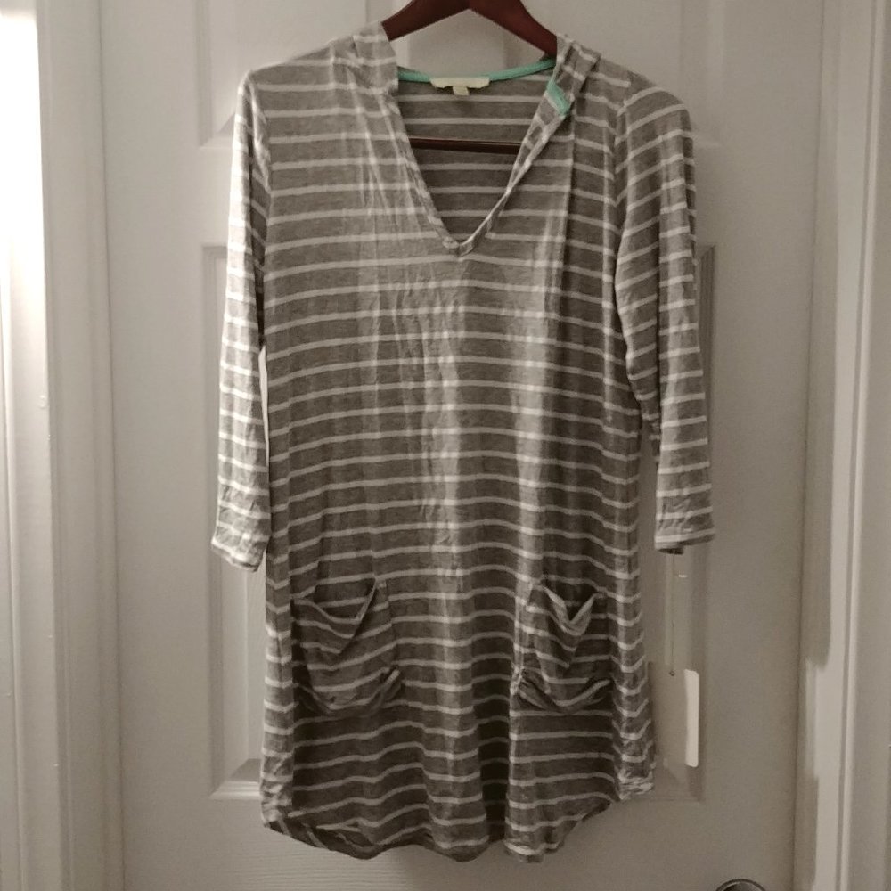 Coverup Beachwear.